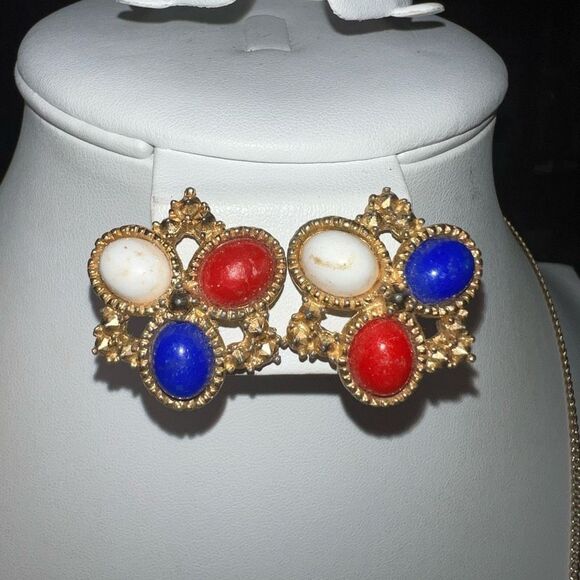 Sara Coventry Vintage Red Whit and Blue Gold Tone Necklace and Clip Earrings Set - Picture 4 of 8